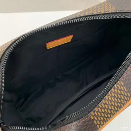 AMAZONE LOUIS MESSENGER VUITTON NANO 0323